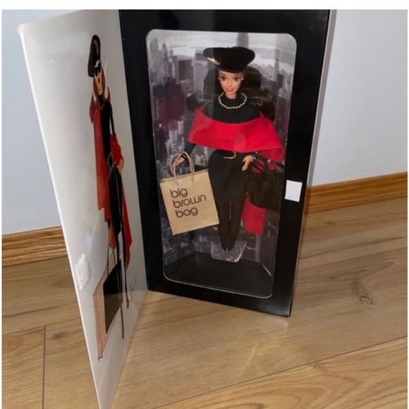 BARBIE - Donna Karan  Vintage 1995 Bloomington's Special Edition - MIB - Picture 9 of 13